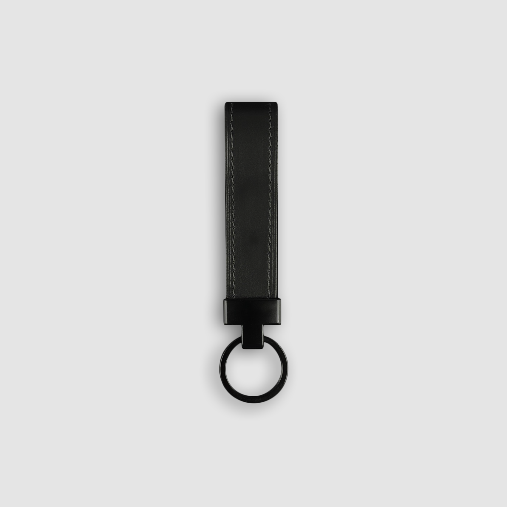 Large key ring black baranil calf leather front
